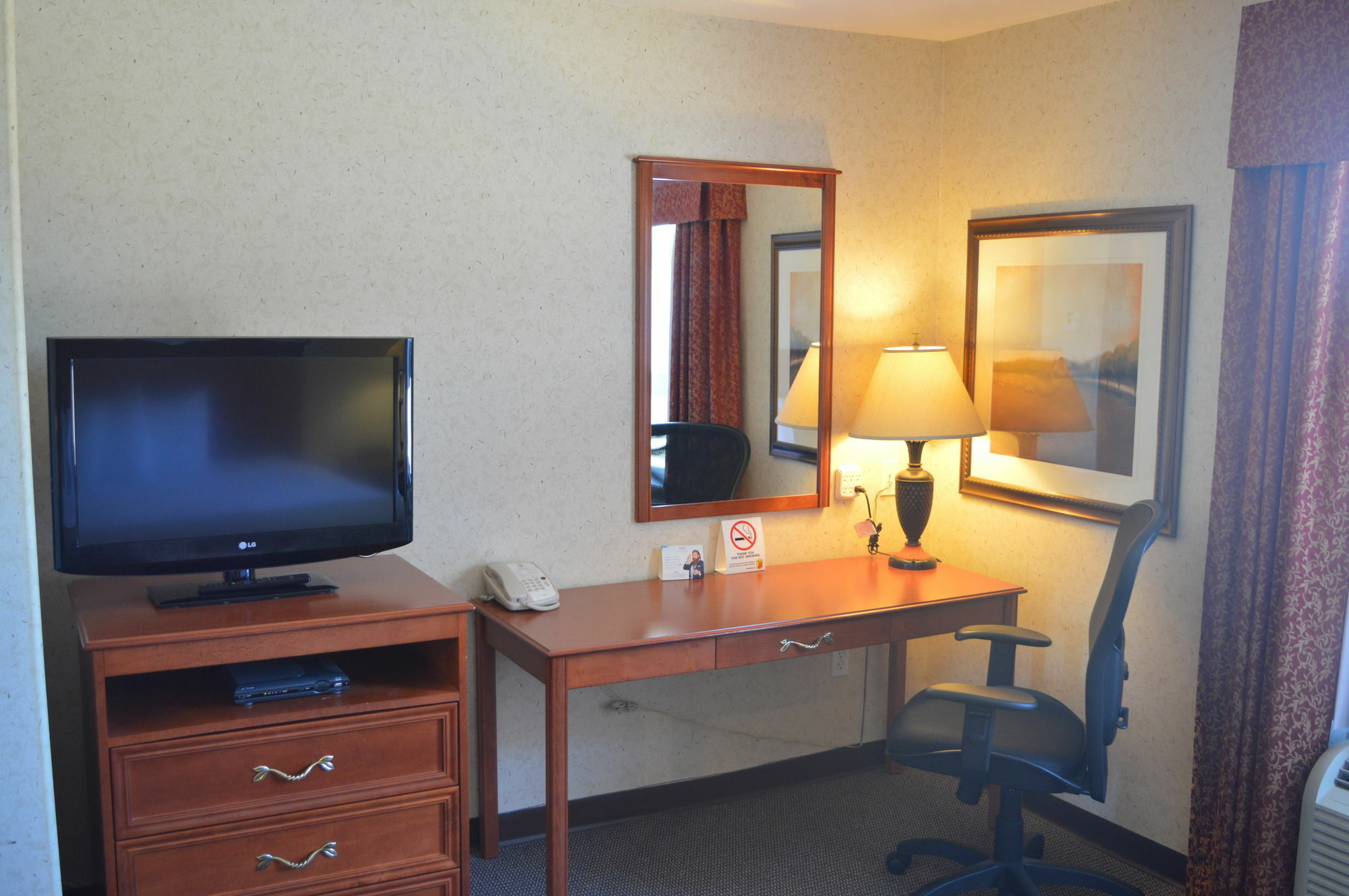 Super 8 By Wyndham 2* Grande Prairie
