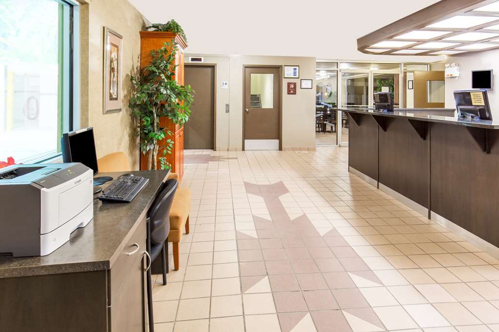Super 8 By Wyndham 2*